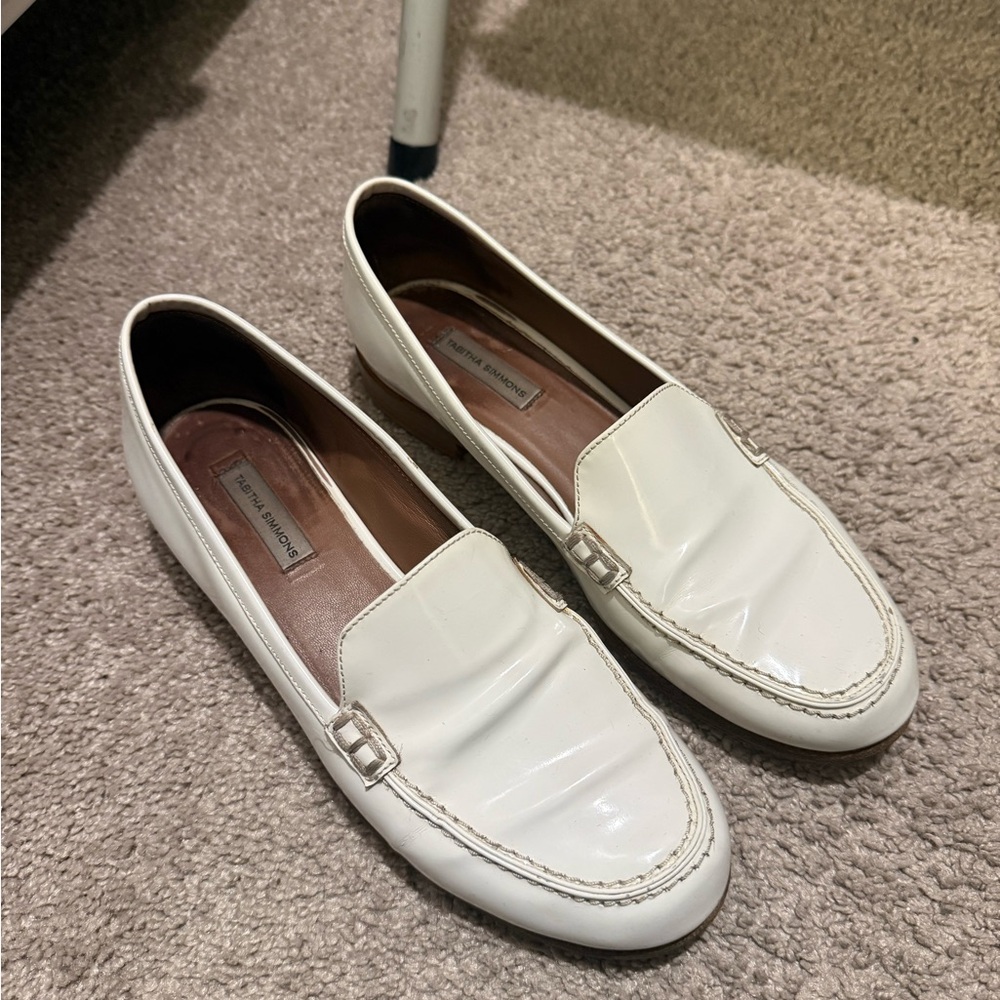 Tabitha Simmons White Leather Loafers size 7.5 (put on a sole protector)
